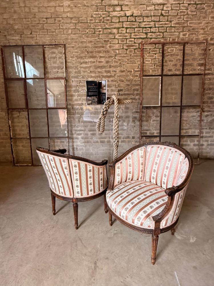 PAIR OF ARMCHAIRS, LATE 19TH CENTURY
