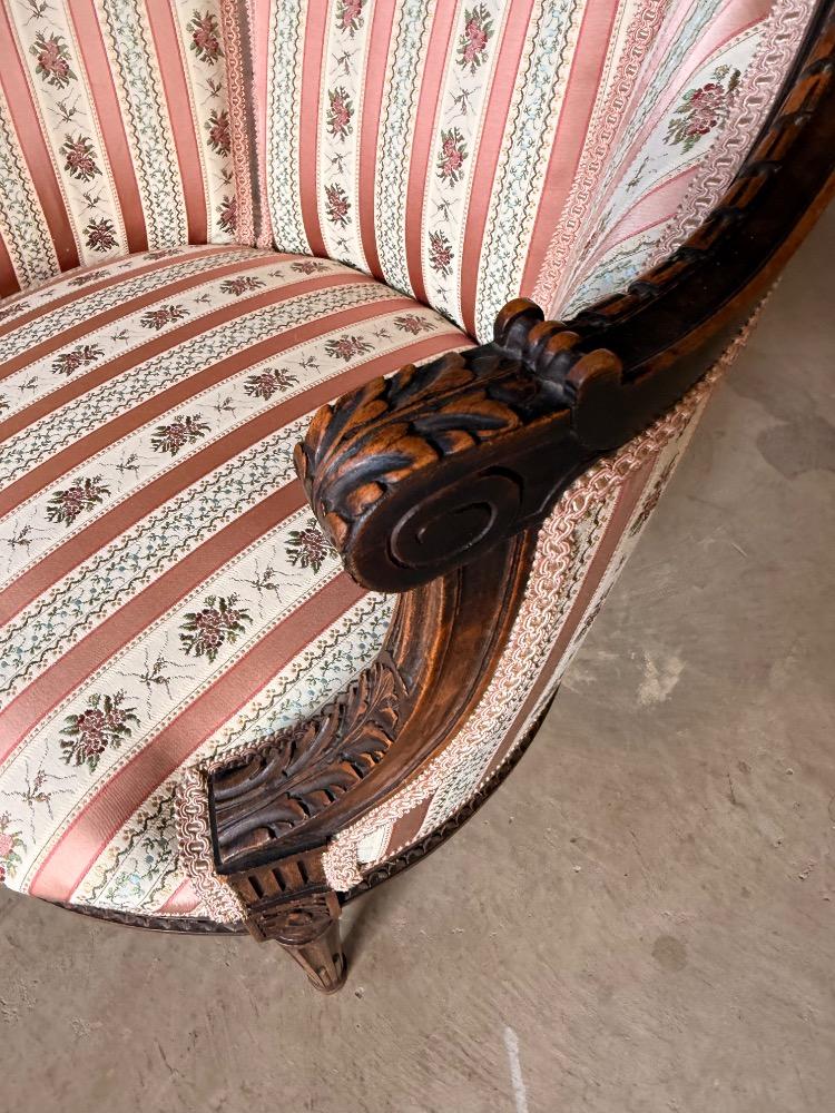 PAIR OF ARMCHAIRS, LATE 19TH CENTURY