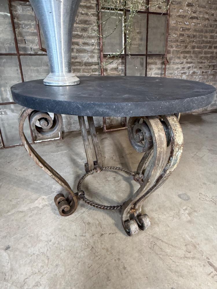 ROUND METAL SIDE TABLE, MID-20TH CENTURY