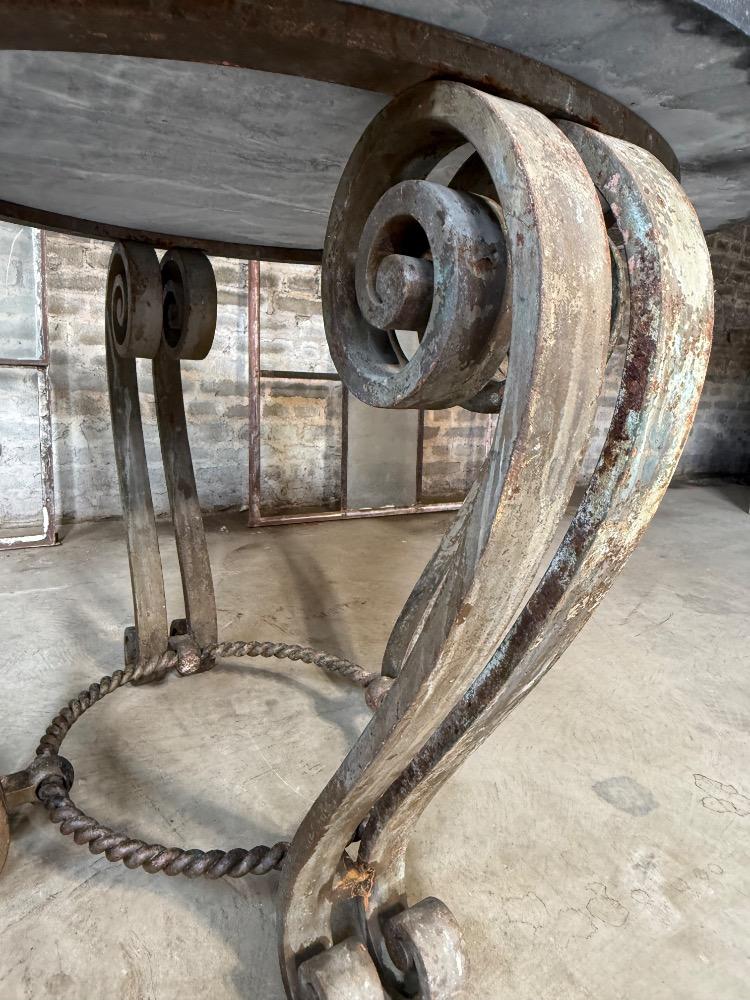 ROUND METAL SIDE TABLE, MID-20TH CENTURY