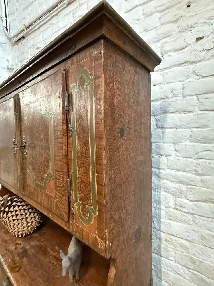 ALSACIAN CUPBOARD, 18th CENTURY 