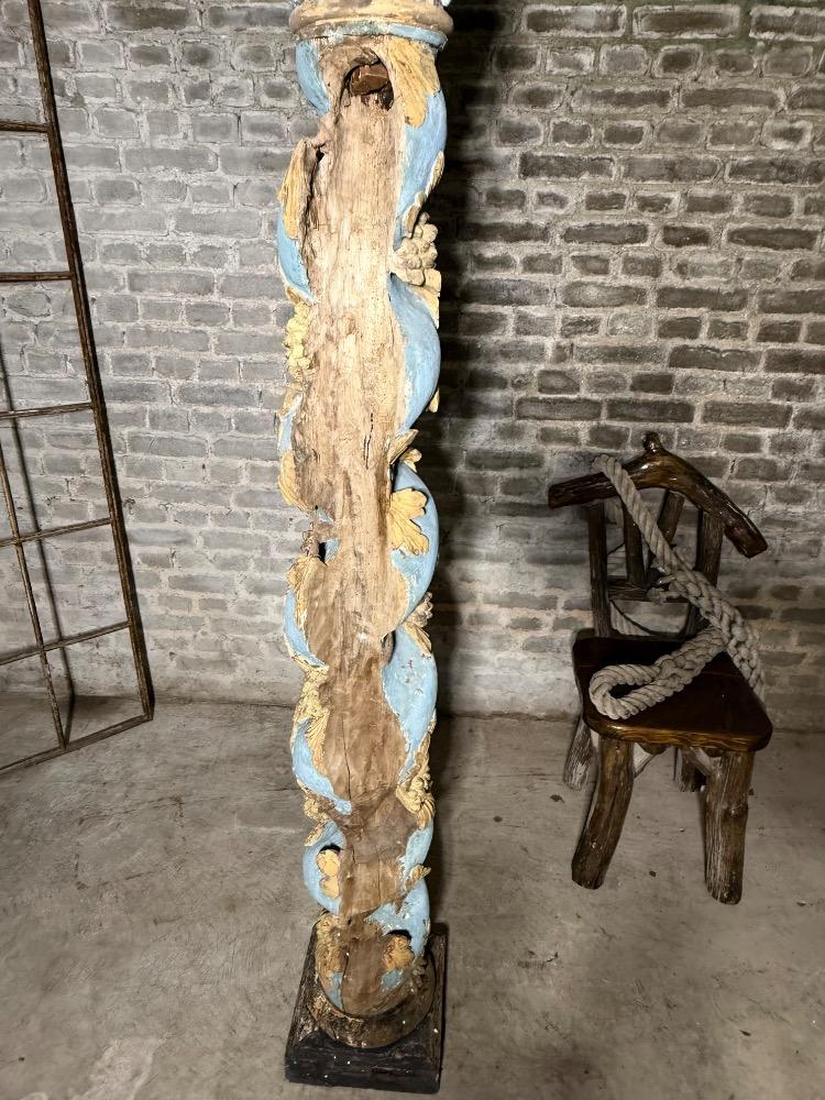 BAROQUE WOODEN COLUMNS, 18TH CENTURY