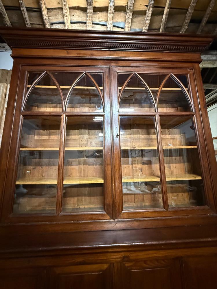  BOOKCASE, 19TH CENTURY 