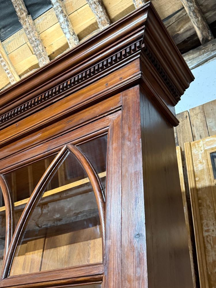  BOOKCASE, 19TH CENTURY 