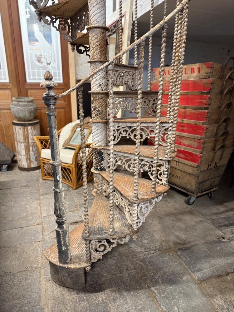 CAST IRON SPIRAL STAIRCASE, LATE 19TH CENTURY