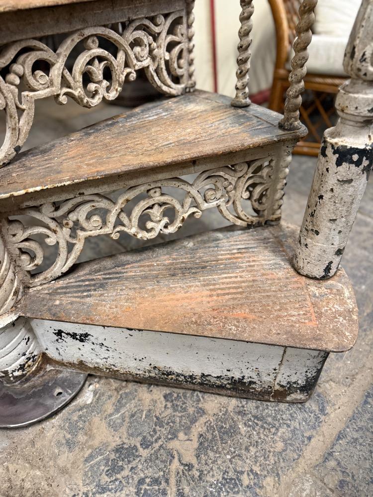 CAST IRON SPIRAL STAIRCASE, LATE 19TH CENTURY
