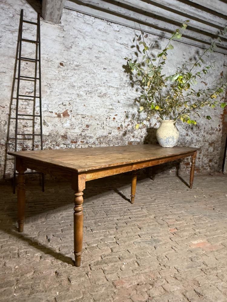 COMMUNITY TABLE, 20TH CENTURY