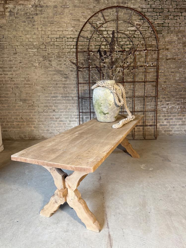 COMMUNITY TABLE, MID-20TH CENTURY