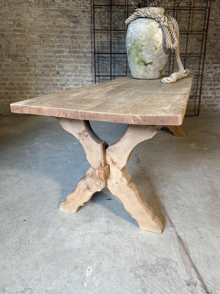 COMMUNITY TABLE, MID-20TH CENTURY