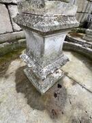 Column and vase : Width 42 cm x 42 cm Height 195 cm - Basin : Length 230 cm x 230 cm