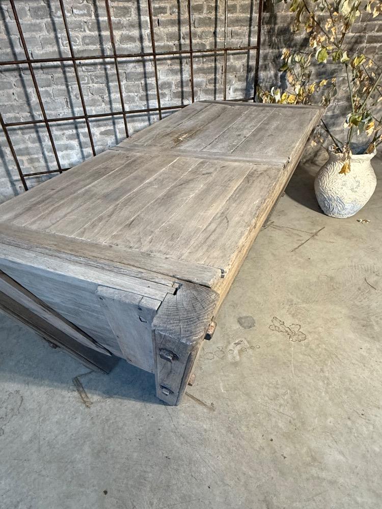 DOUGH TROUGH TABLE, 18th CENTURY 