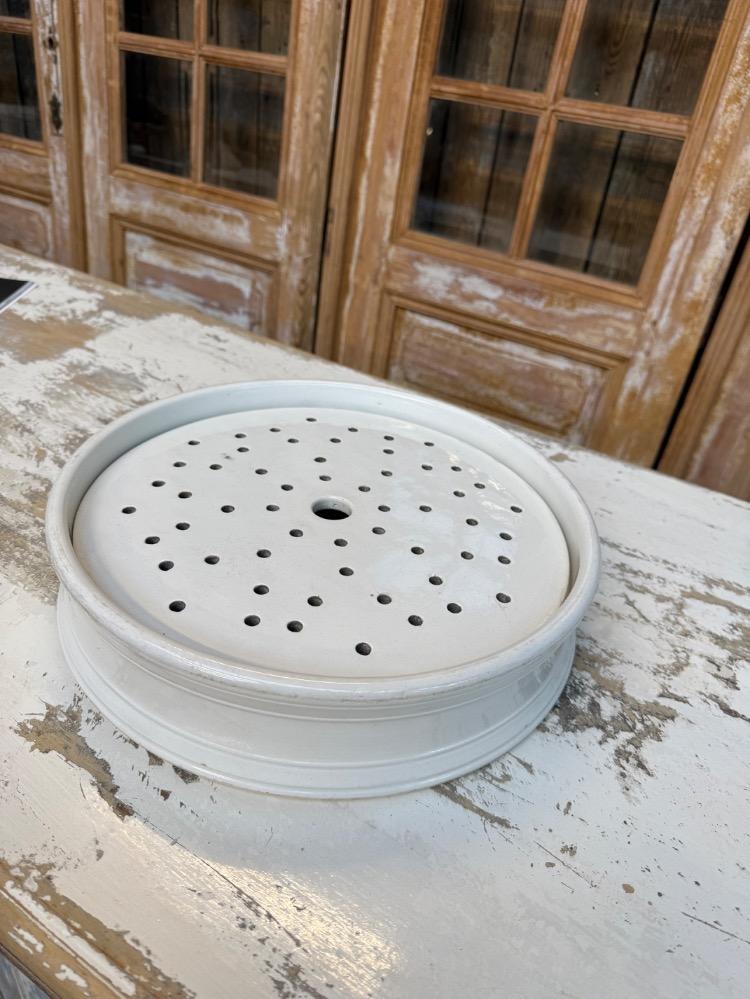 EARTHENWARE DRAINING TRAY, EARLY 20th CENTURY