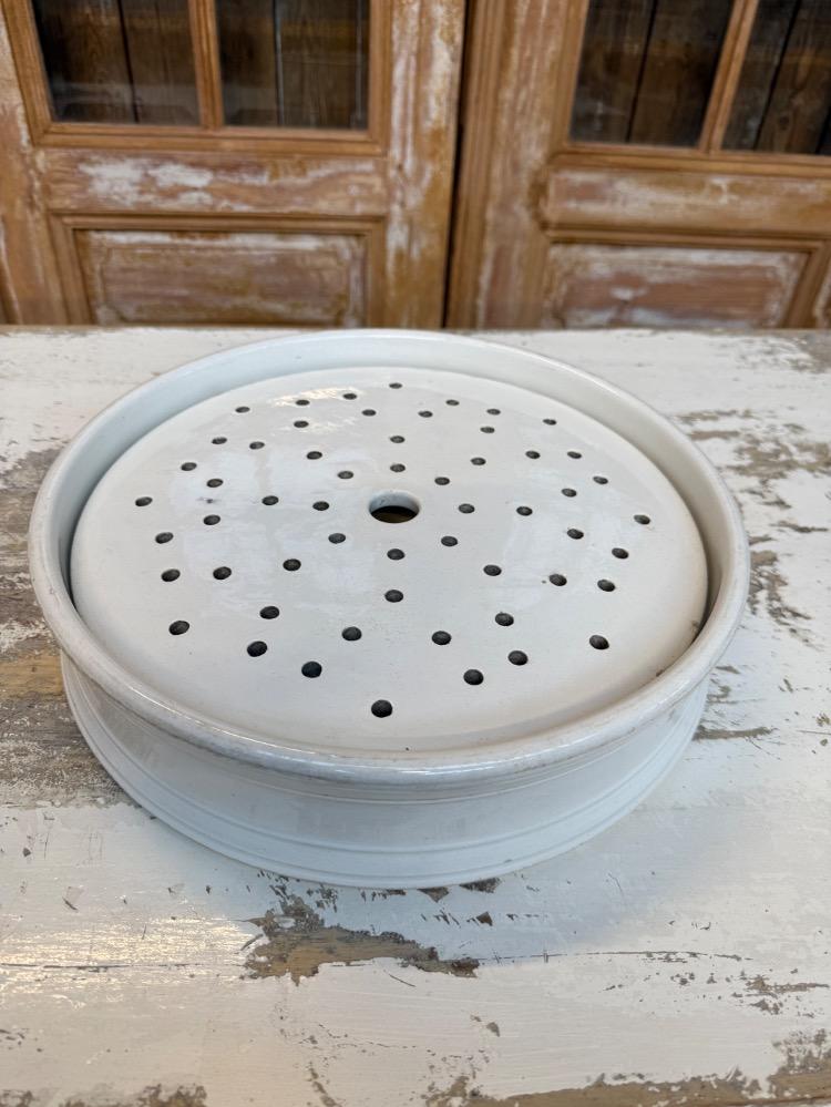 EARTHENWARE DRAINING TRAY, EARLY 20th CENTURY