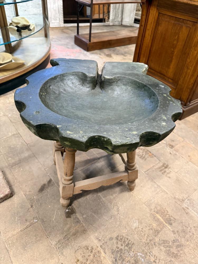 FOUNTAIN BASIN, 18TH CENTURY