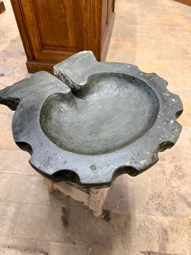 FOUNTAIN BASIN, 18TH CENTURY