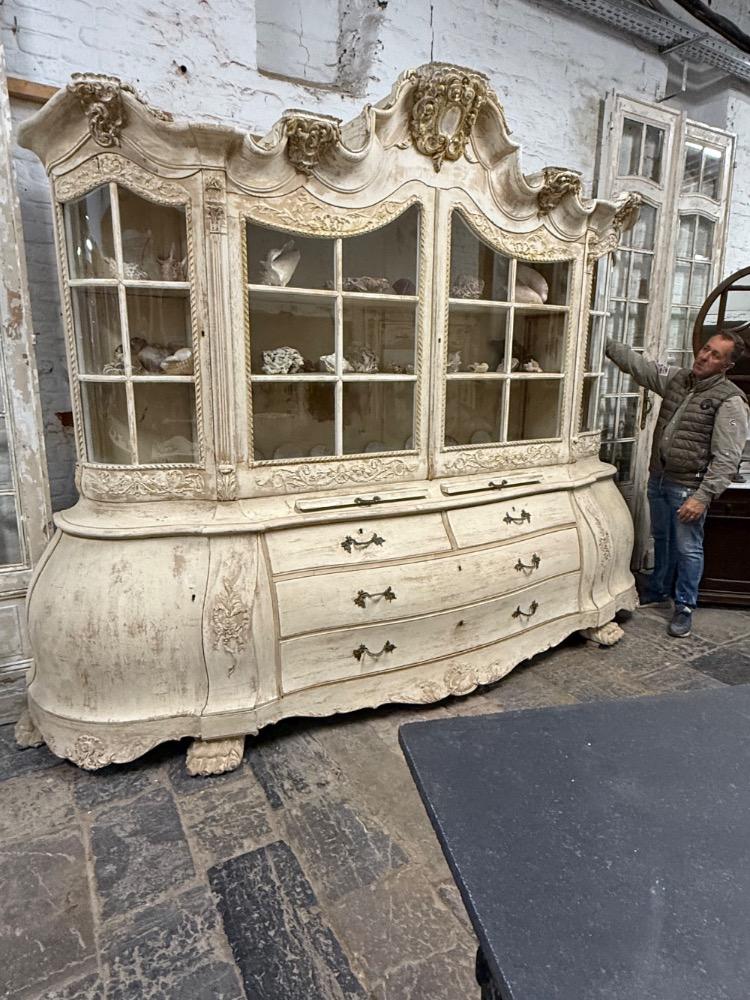 ITALIAN CABINET, EARLY 20TH CENTURY