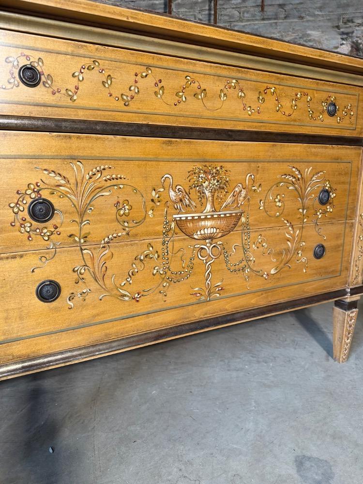 ITALIAN CHEST OF DRAWERS, MID-20TH CENTURY