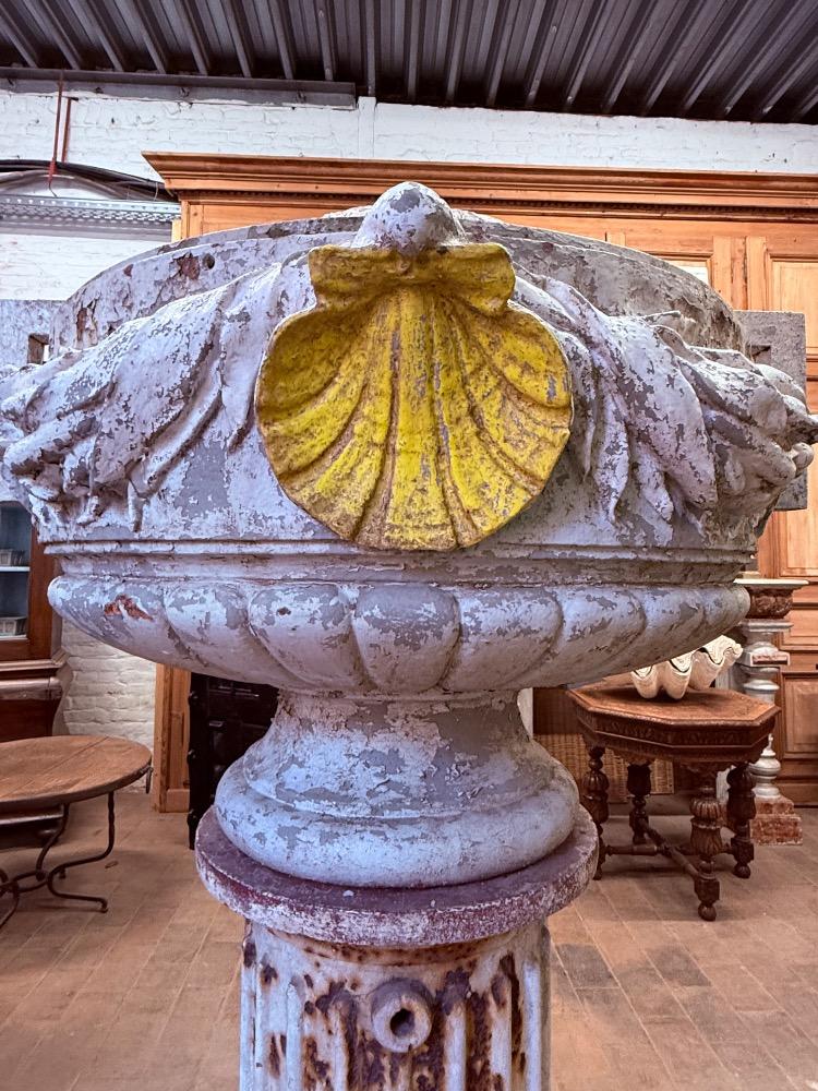 LARGE CAST IRON VASE, LATE 19TH CENTURY