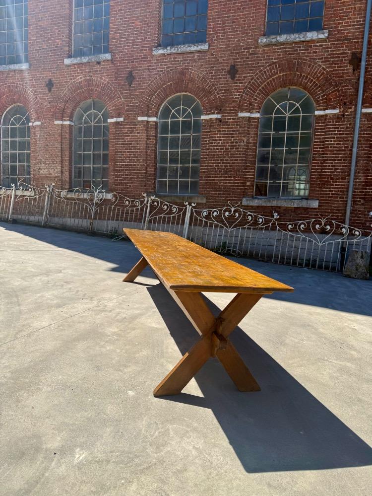 LARGE COMMUNITY TABLE, LATE 19TH CENTURY
