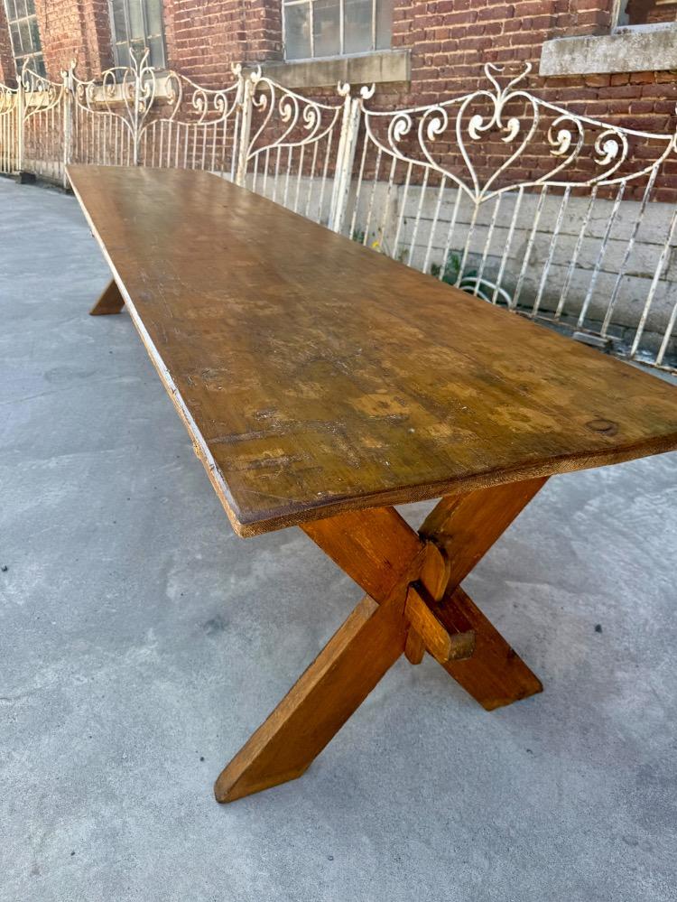 LARGE COMMUNITY TABLE, LATE 19TH CENTURY