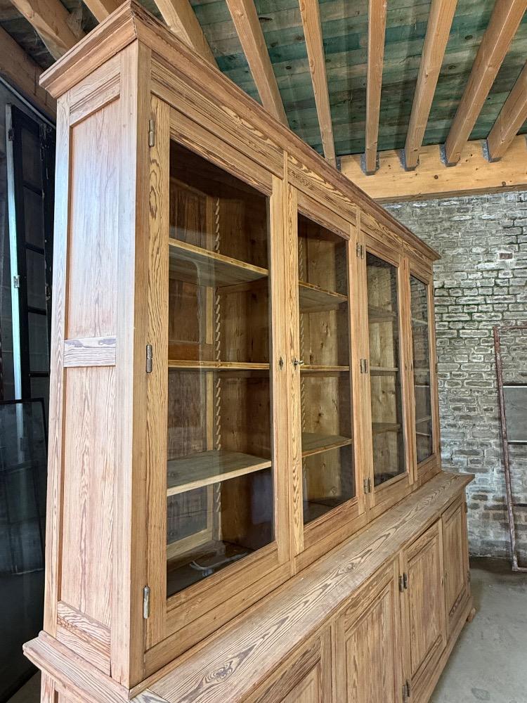 LARGE SCHOOL CABINET, EARLY 20th CENTURY