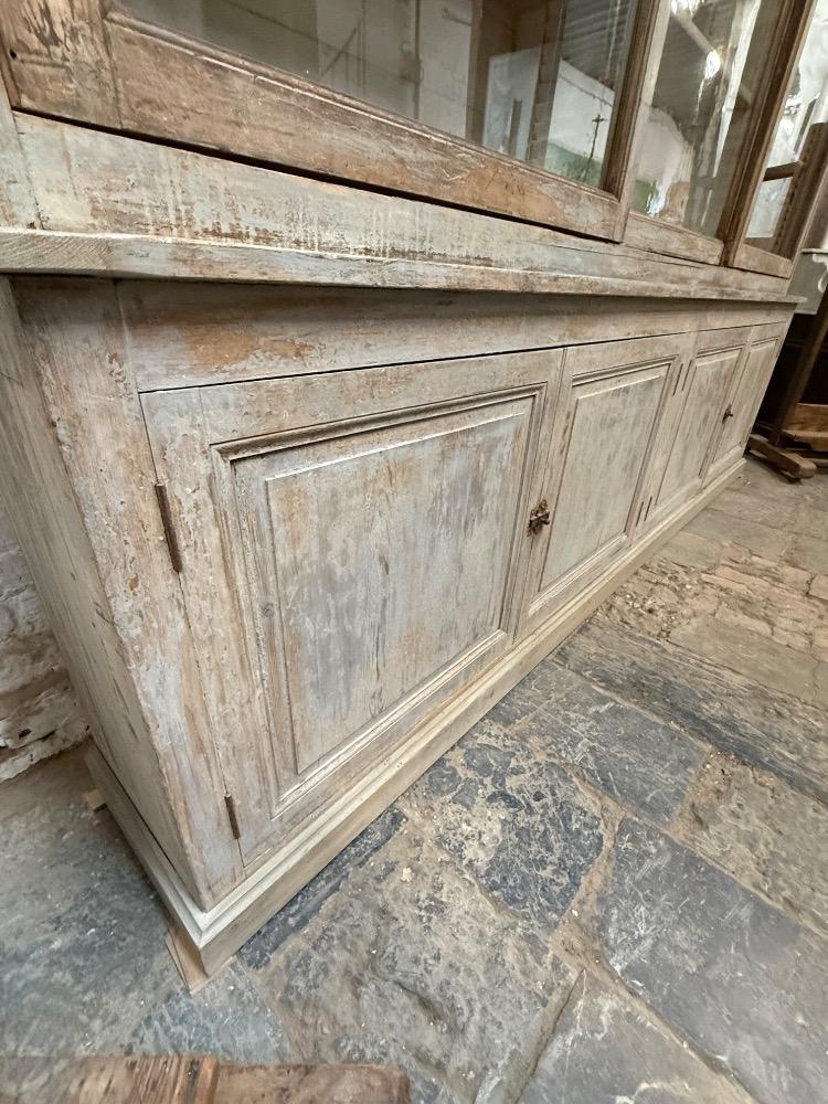 LARGE SHOP CABINET, LATE 19TH CENTURY