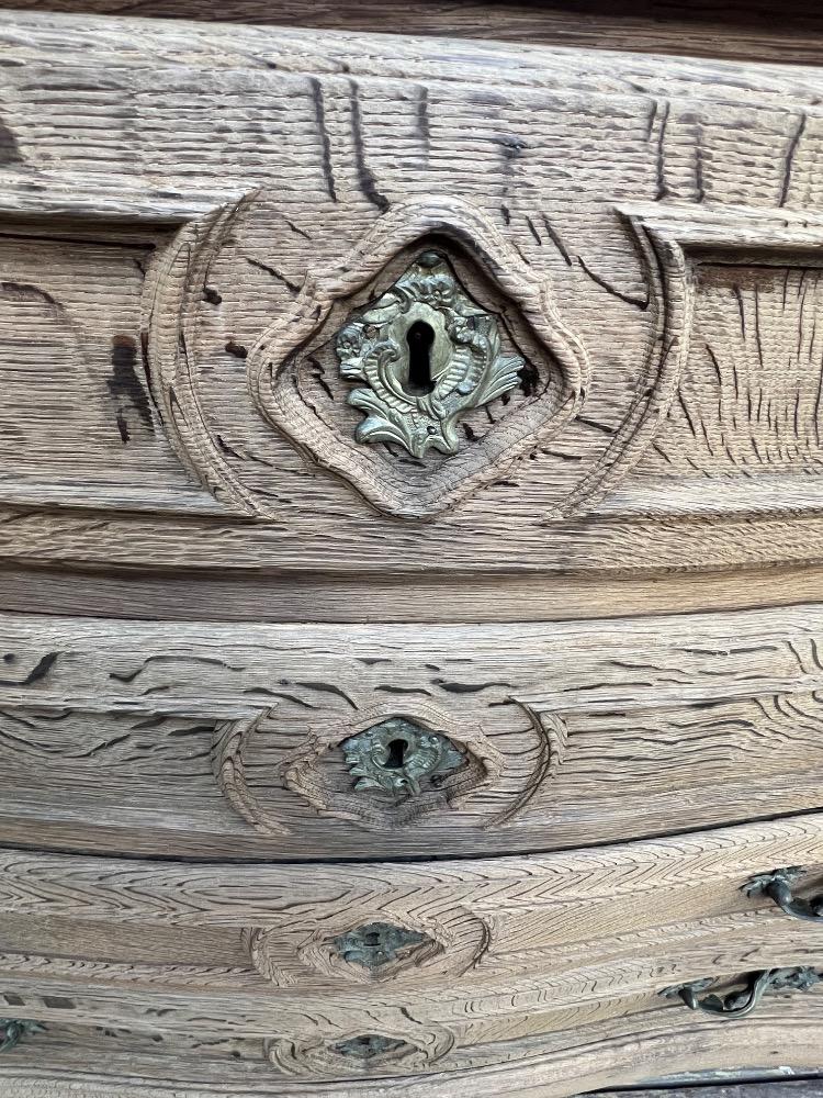 Louis XIV chest of drawers, 18th century 