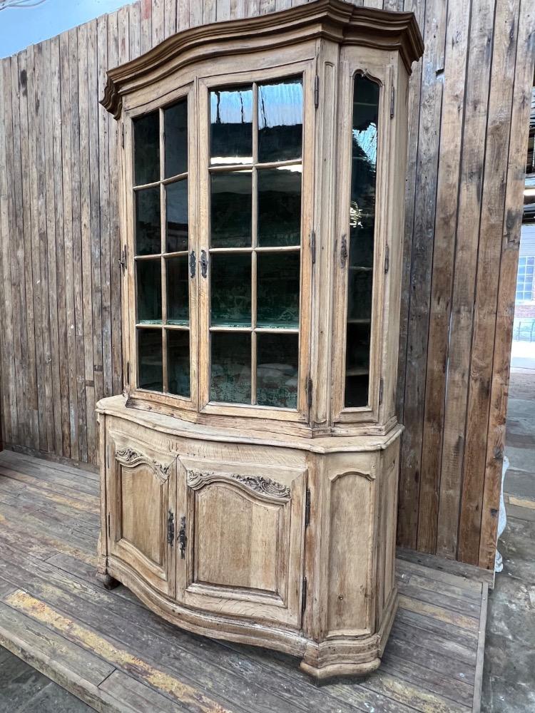 Louis XIV cupboard, 18th century 