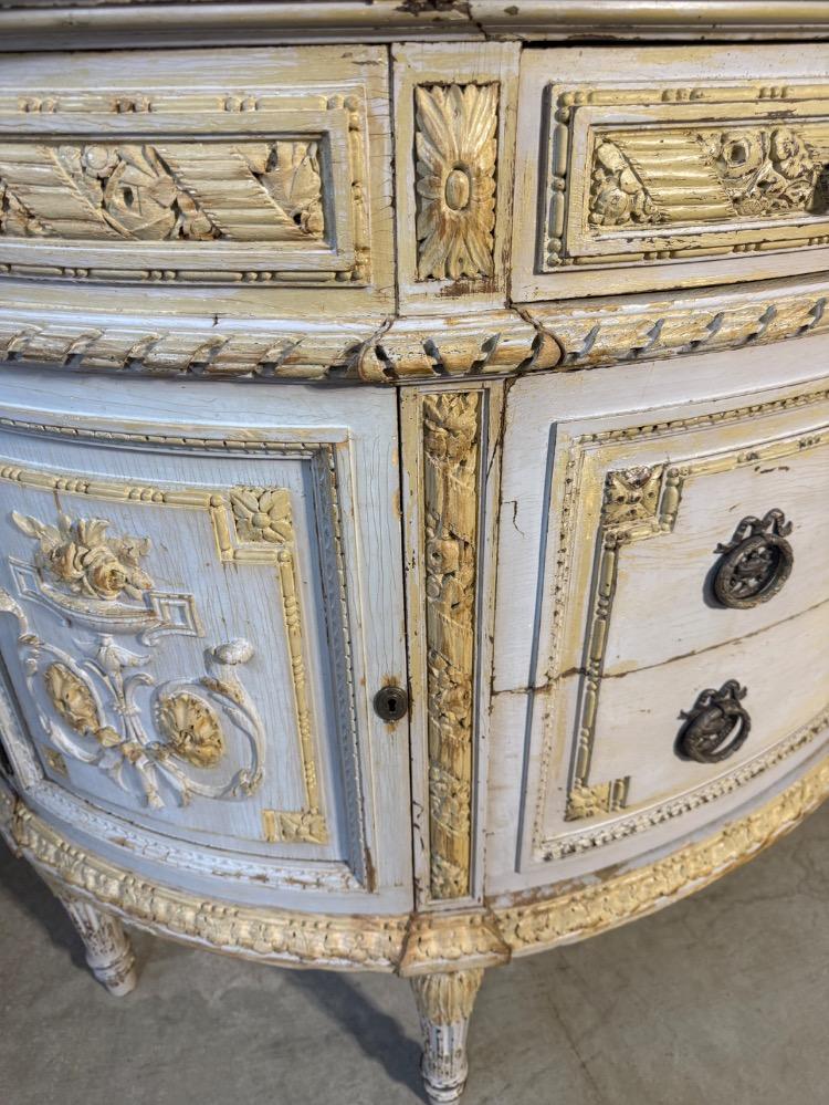  LOUIS XVI STYLE CHEST, EARLY 20TH CENTURY