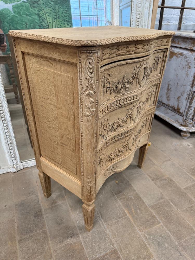 Louis XVI style furniture, early 20th century 