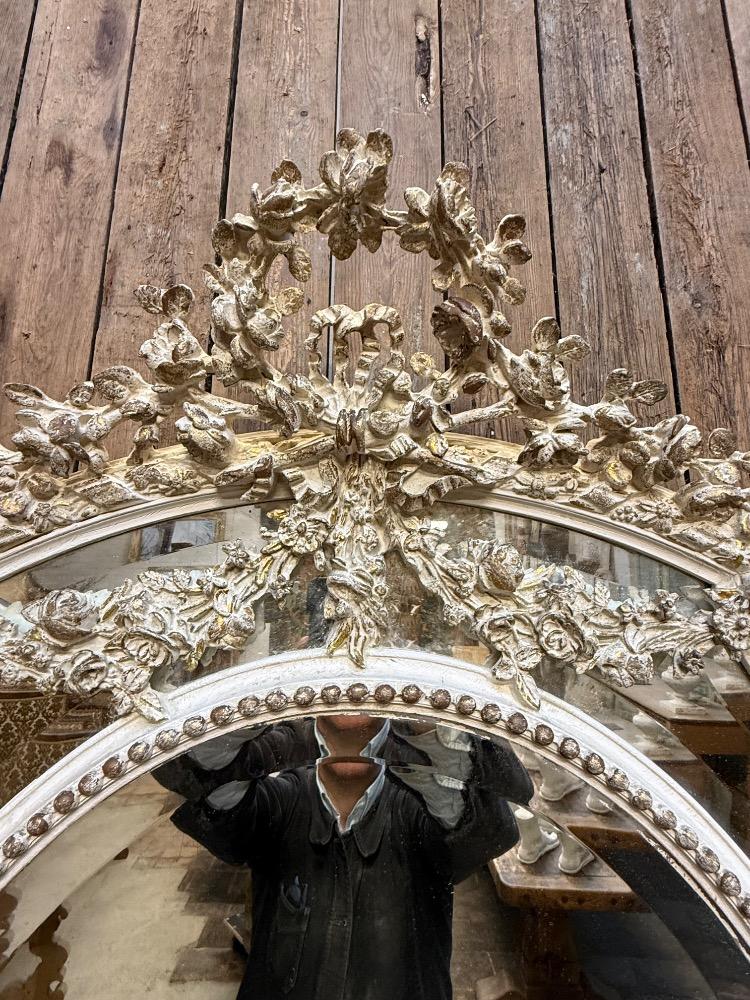 LOUIS XVI STYLE MIRROR, EARLY 20TH CENTURY