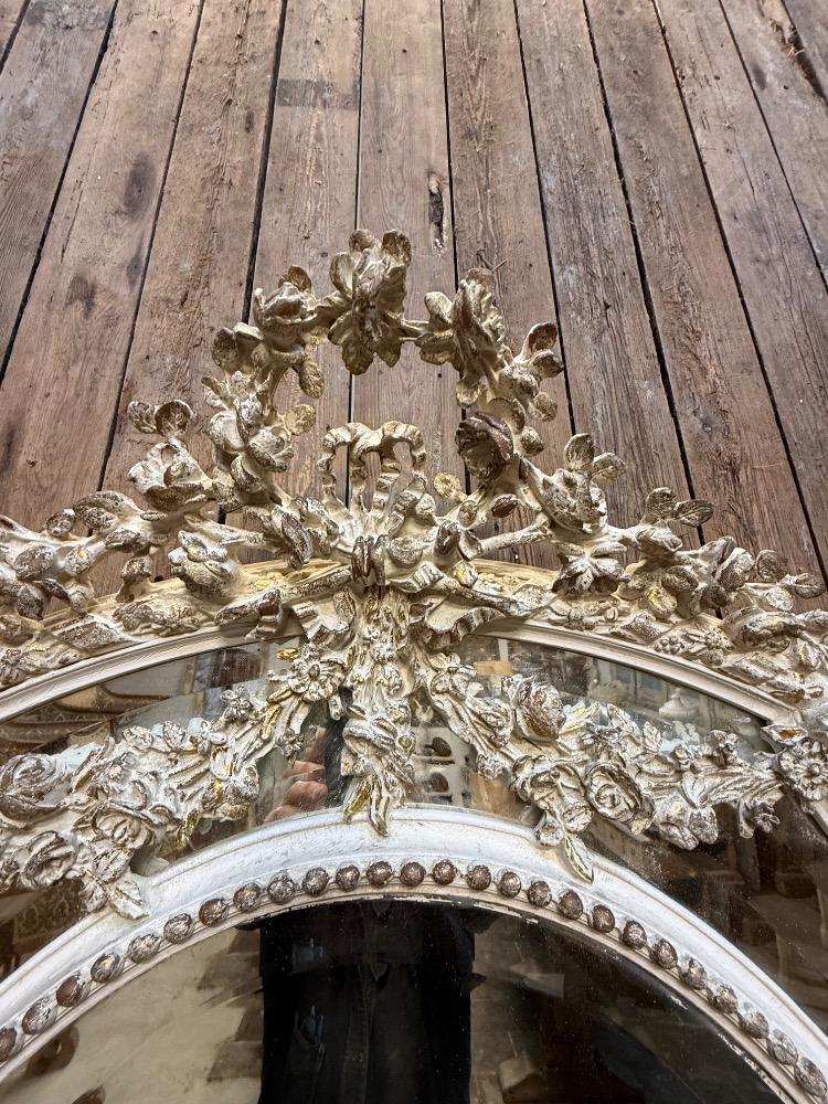 LOUIS XVI STYLE MIRROR, EARLY 20TH CENTURY