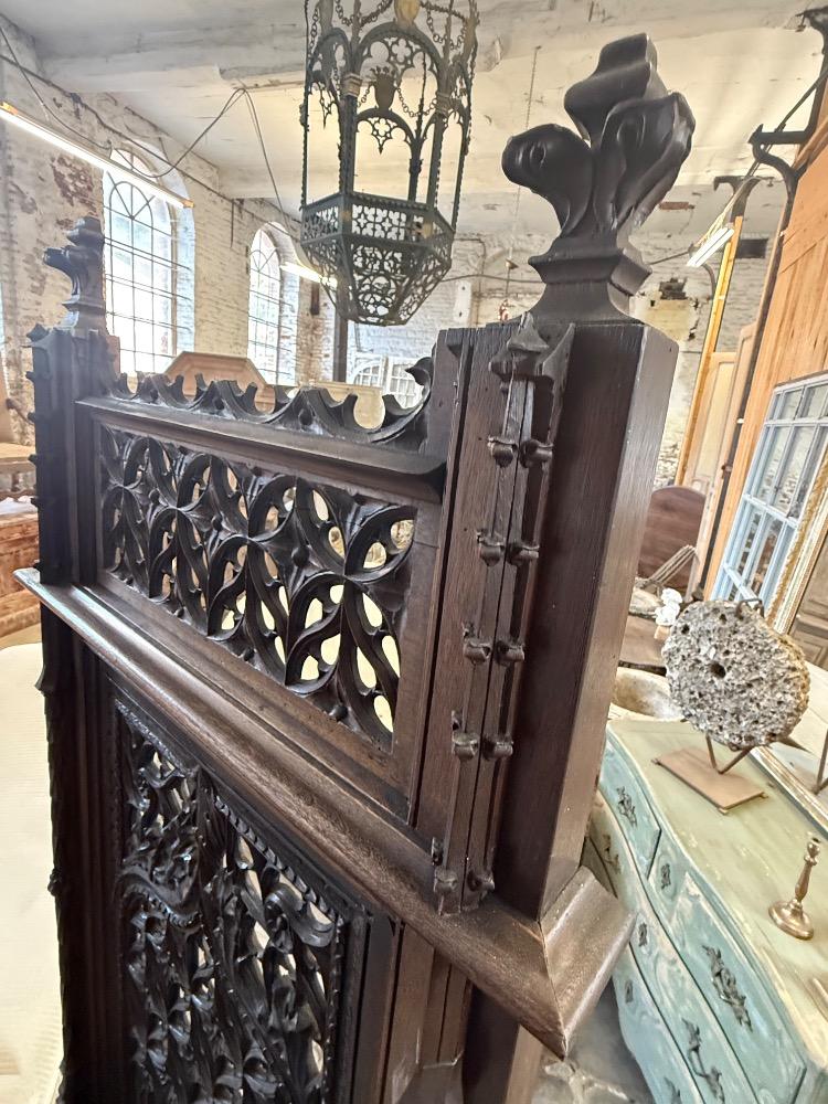 NEO-GOTHIC CATHEDRA CHAIR, LATE 19th CENTURY