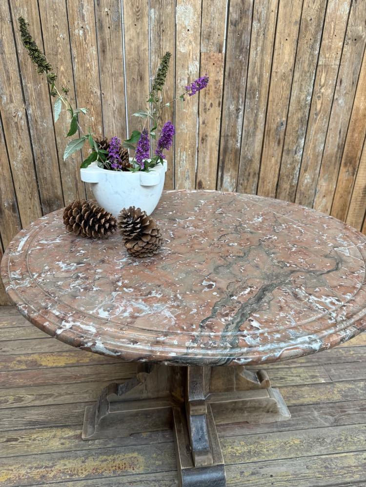 Pedestal table, mid-20th century 