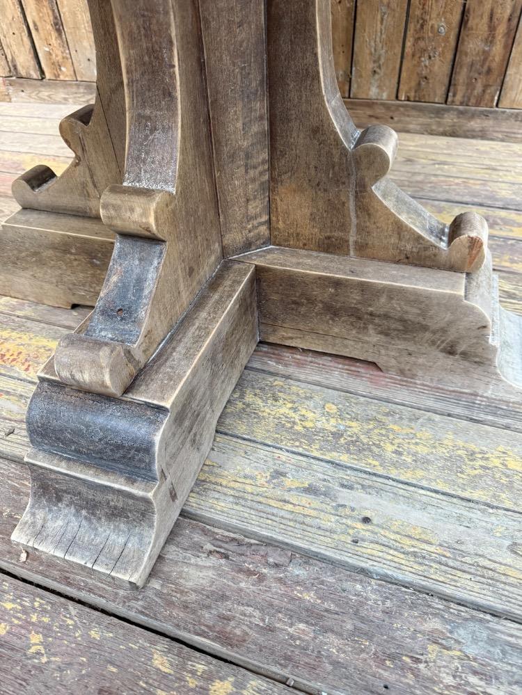 Pedestal table, mid-20th century 