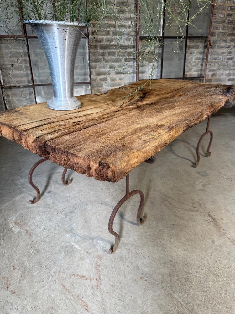 PRIMITIVE TABLE, 18TH CENTURY