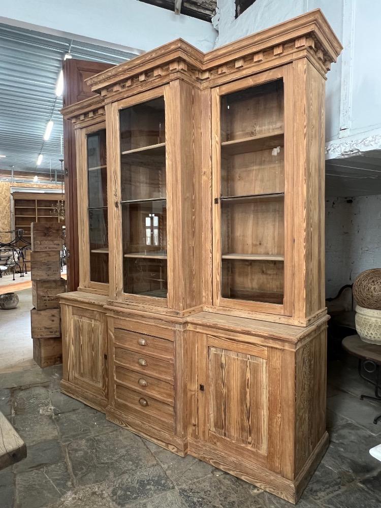 School cupboard, late 19th century 