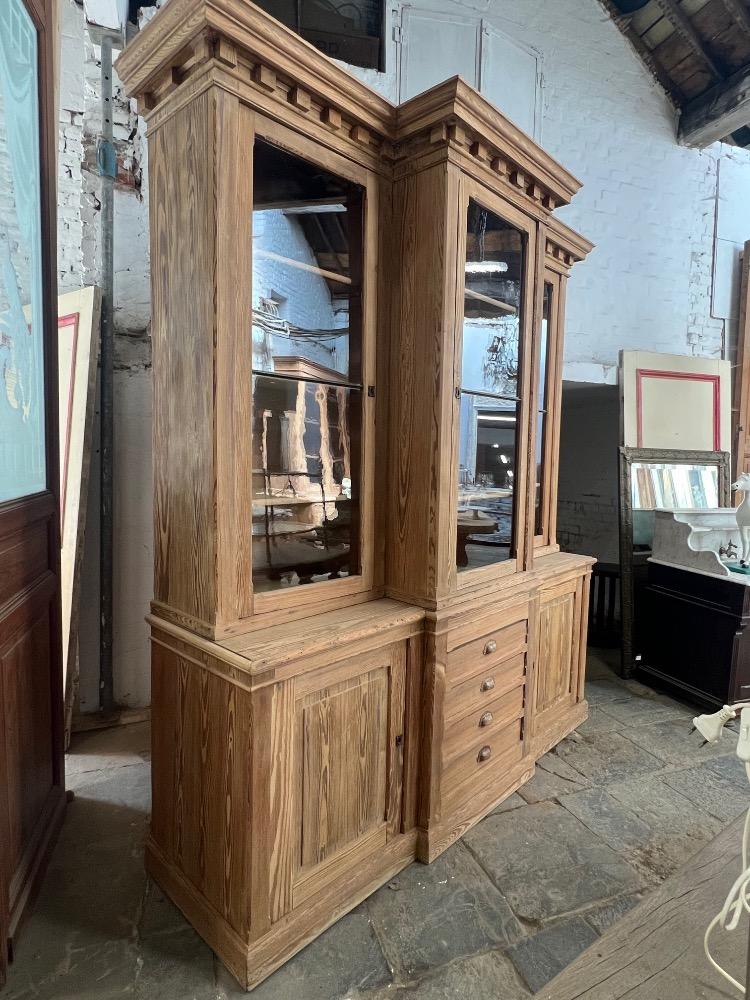 School cupboard, late 19th century 