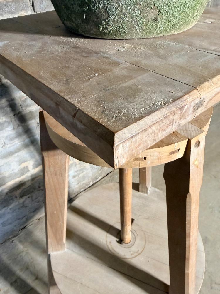 SCULPTOR'S STAND, MID-20TH CENTURY 