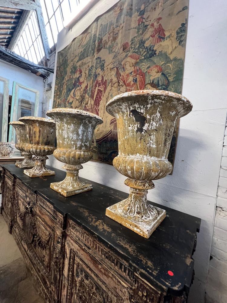 Series of 4 Medicis vases, mid-20th century 