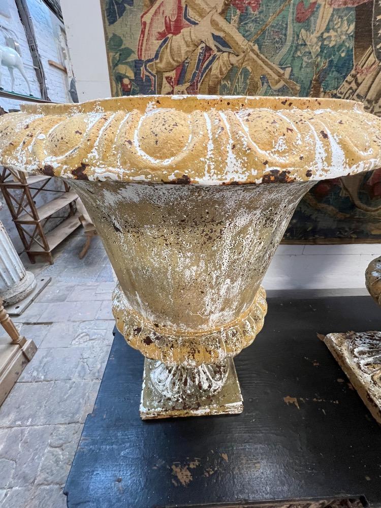 Series of 4 Medicis vases, mid-20th century 