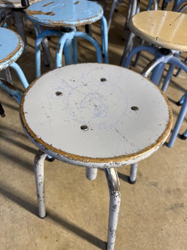 SET OF 25 ACADEMY STOOLS, MID-20TH CENTURY