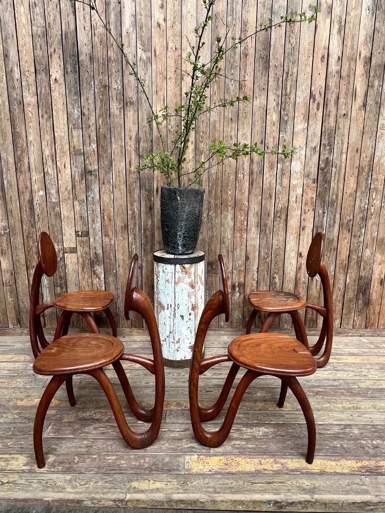 Set of 4 organic chairs L & P Giacomuzzi, 20th century 