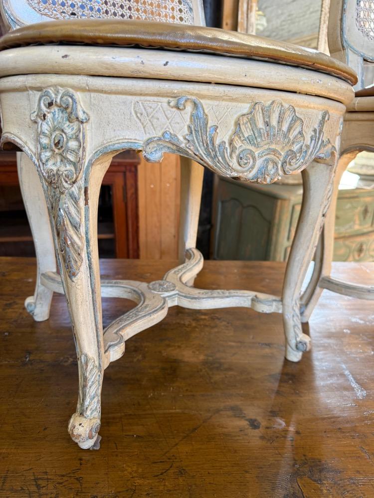 SET OF 6 LOUIS XV STYLE CHAIRS, EARLY 20TH CENTURY