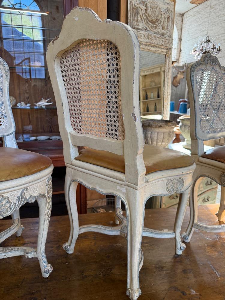 SET OF 6 LOUIS XV STYLE CHAIRS, EARLY 20TH CENTURY