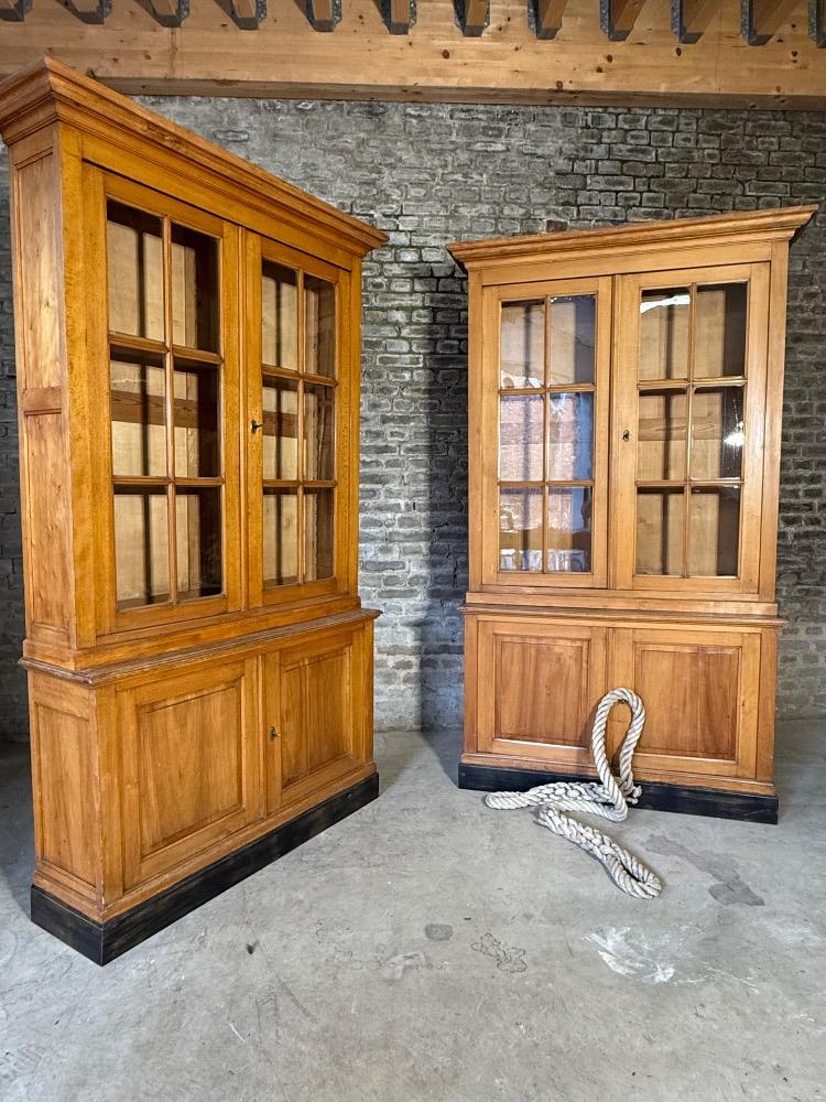 SET OF TWO BOOKCASES, EARLY 20TH CENTURY