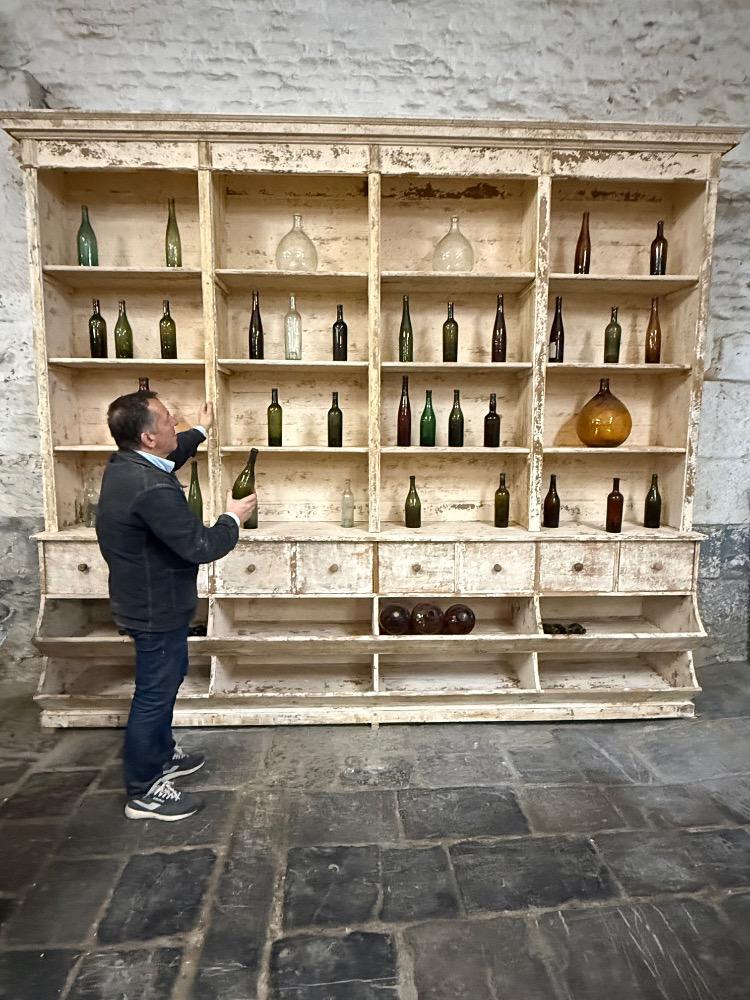 SHOP CABINET, EARLY 20TH CENTURY