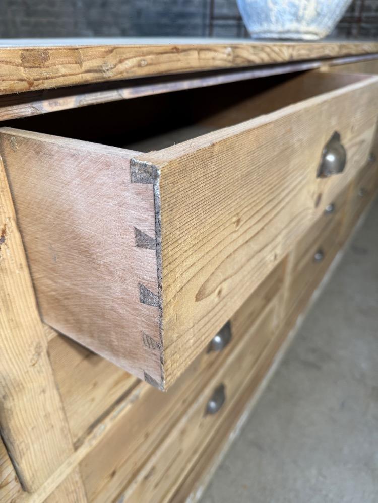 SHOP CABINET, EARLY 20TH CENTURY 