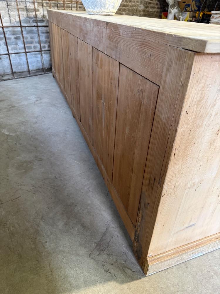 SHOP CABINET, EARLY 20TH CENTURY 