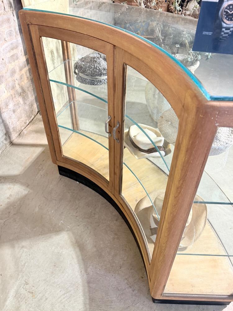 SHOP COUNTER, MID-20TH CENTURY